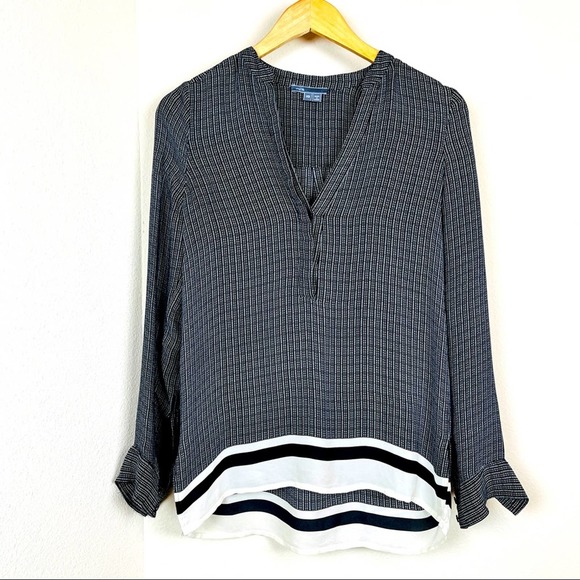 VINCE Black Cream Sheer Silk Georgette Long Sleeve Oversized Blouse Top XS Vneck - Picture 2 of 11